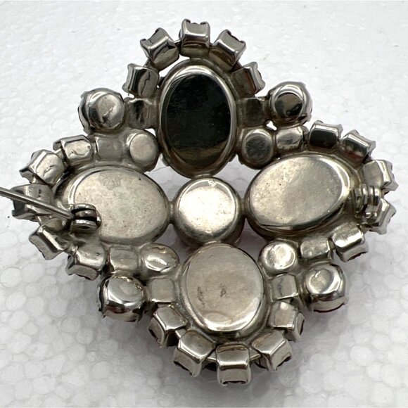 Vintage Red Rhinestone Brooch Pin Domed Prong Set Silver Tone Statement Runway - Picture 7 of 15